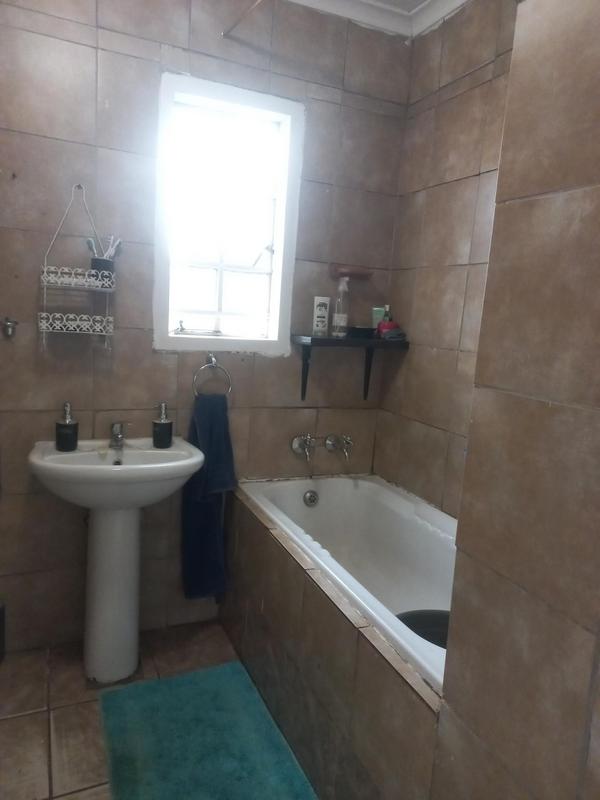 4 Bedroom Property for Sale in Aloevale Eastern Cape
